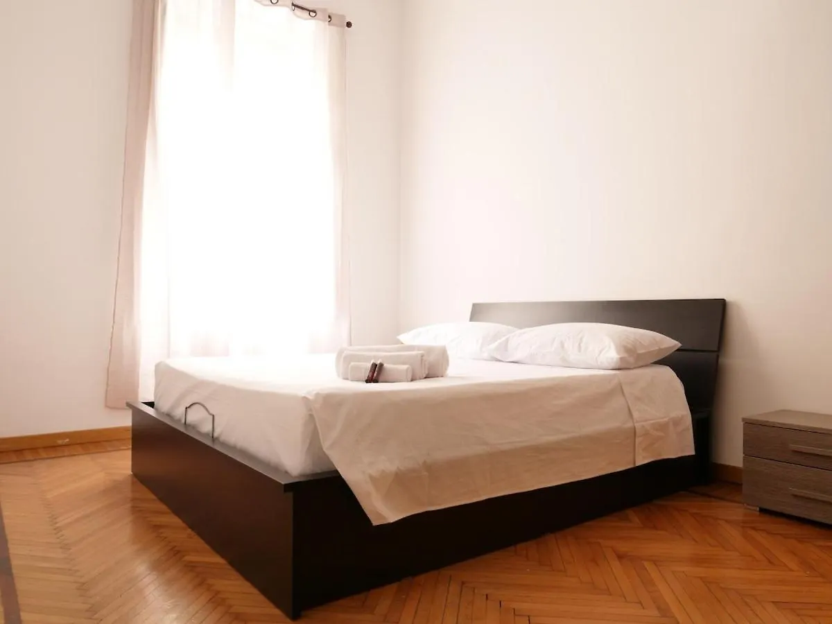 Fogagnolo'S House - Vicino Alla Metropolitana Milan 0*,  Italy